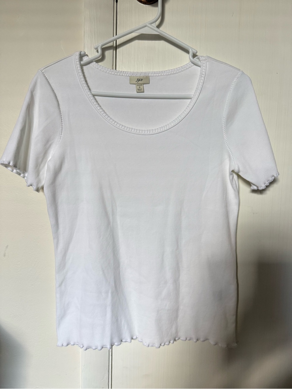 J.Jill White Scoop Neck Short Sleeve Top